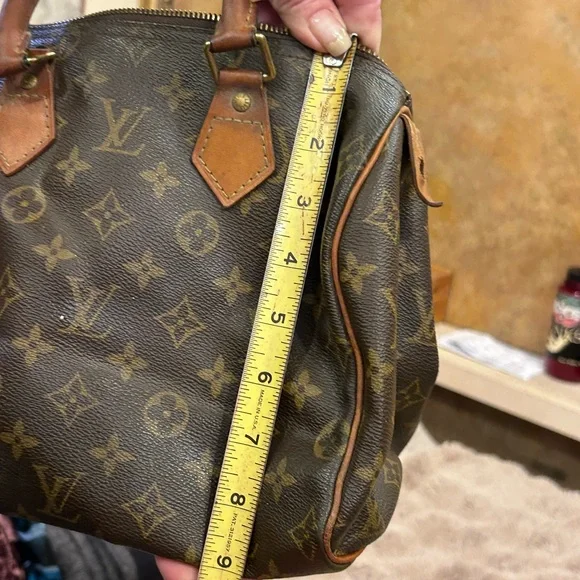 Louis Vuitton Monogram Handbag - Picture 7 of 8